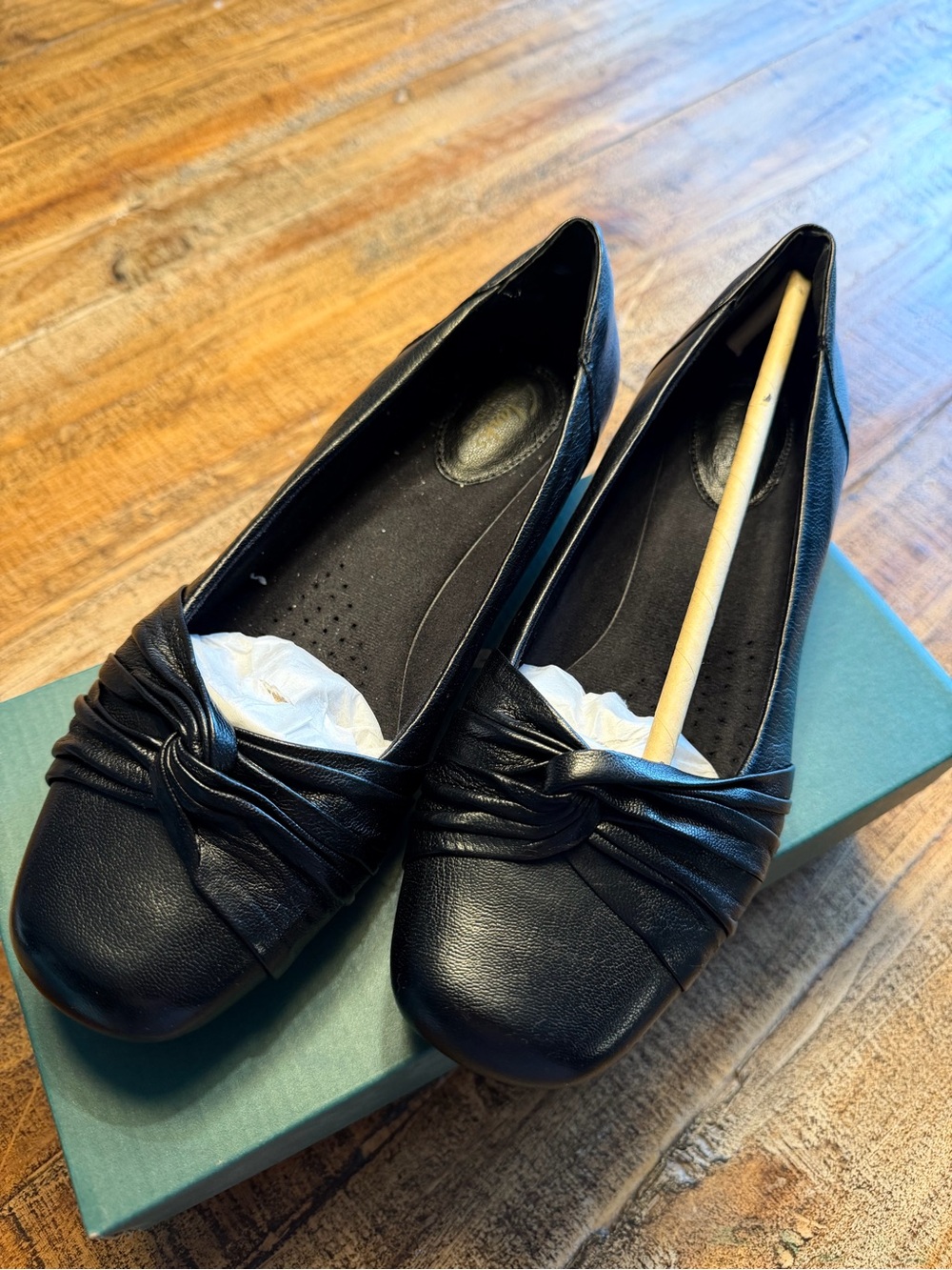 NWT Clarks black slip on shoes “chateau manor” style great details no flaws